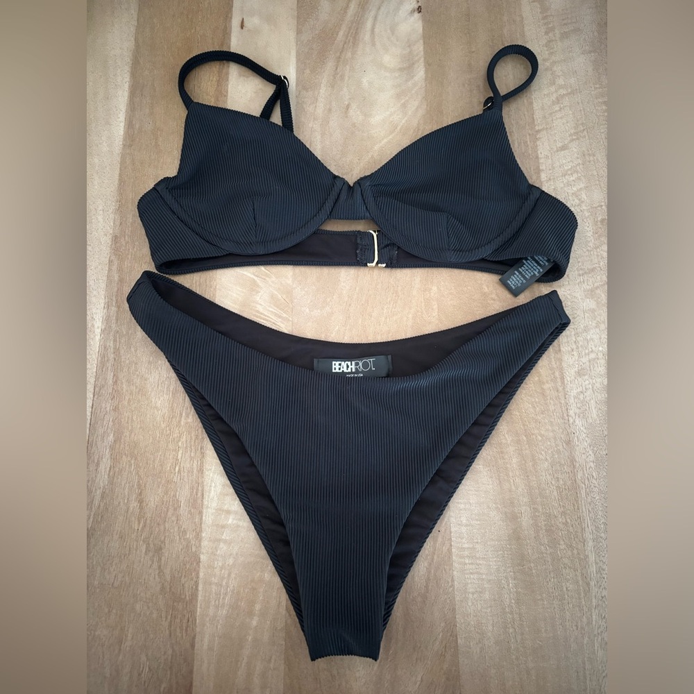 Beach Riot Camilla Top bikini set black medium